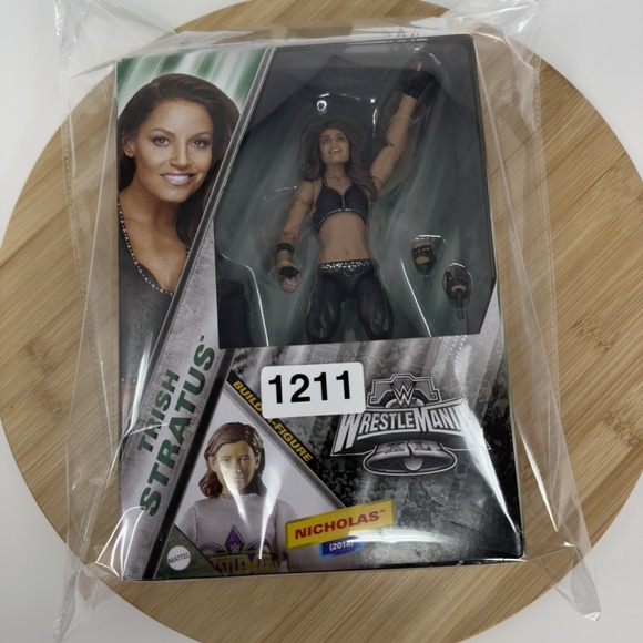 Mattel WWE Elite WrestleMania Trish Stratus‎ Action Figure BAF Nicholas HVJ11 - Picture 10 of 10